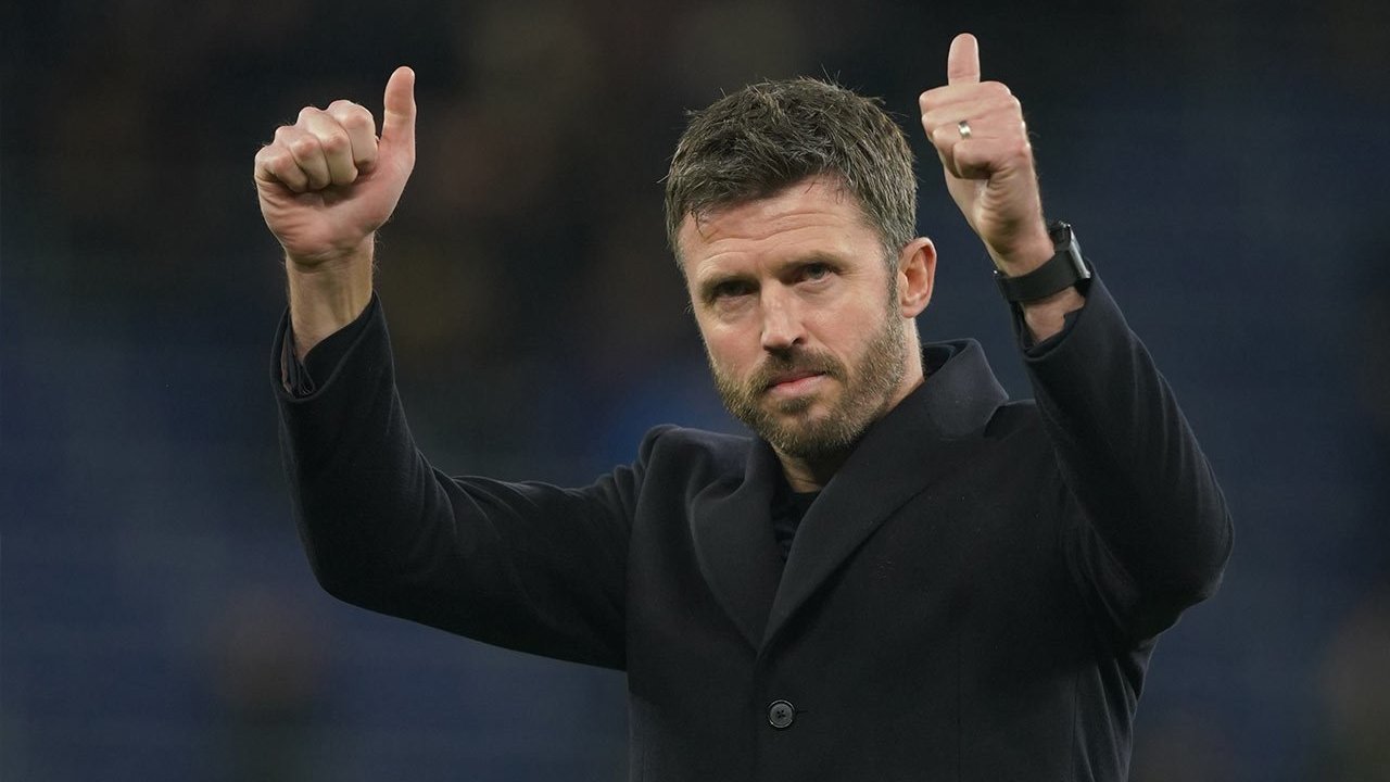 Michael Carrick Derby Manchester